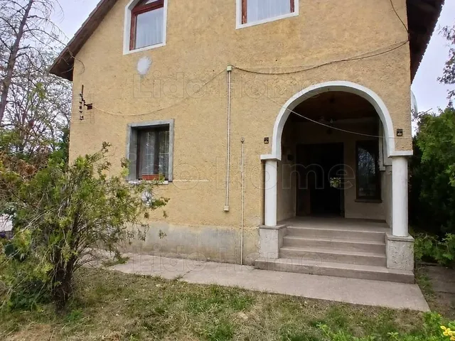 Eladó ház Berhida 120 nm