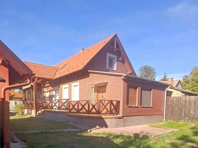 Eladó ház Balatonfőkajár 147 nm