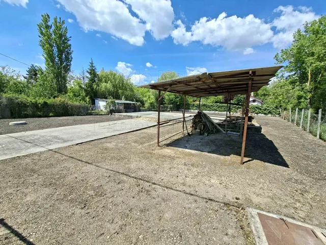 Eladó telek Balatonfőkajár 708 nm