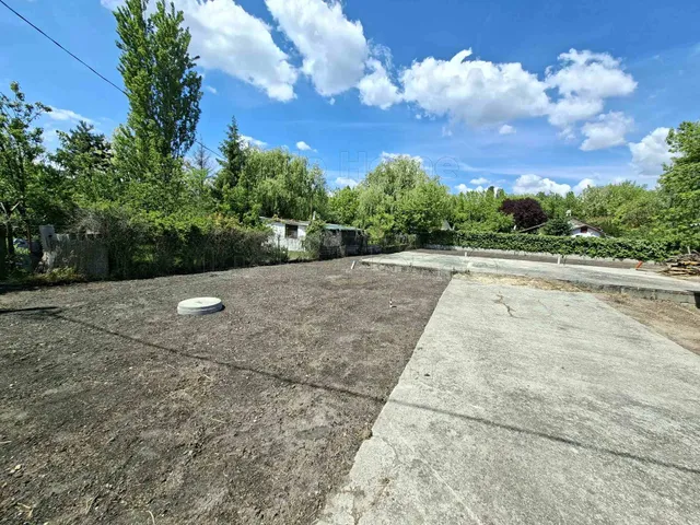 Eladó telek Balatonfőkajár 708 nm