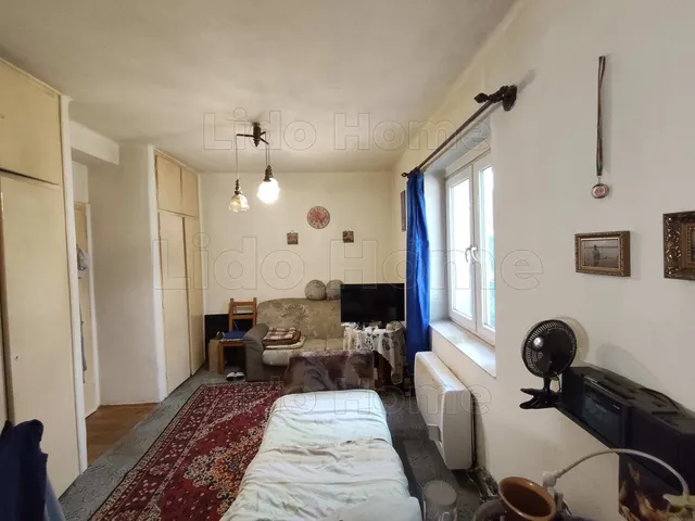 Eladó lakás Balatonfűzfő, Fűzfőgyártelep 21 nm