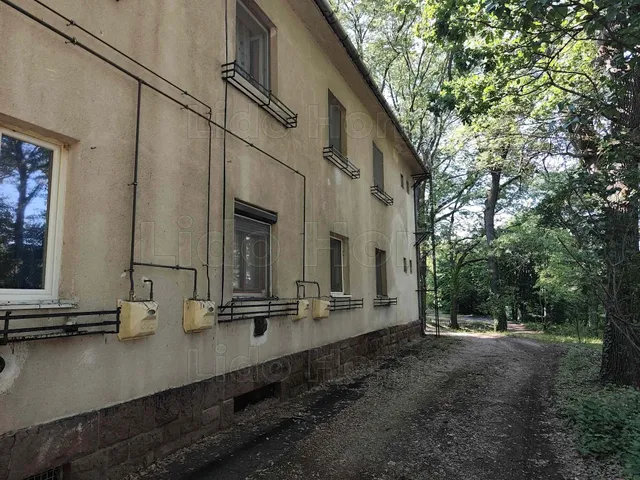 Eladó lakás Balatonfűzfő, Fűzfőgyártelep 21 nm