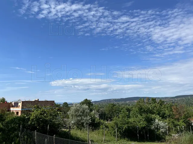 Eladó telek Balatonfűzfő 1276 nm