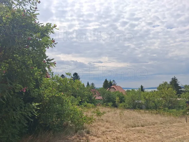Eladó telek Balatonakali 698 nm