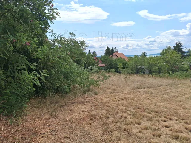 Eladó telek Balatonakali 698 nm