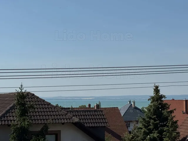 Eladó ház Alsóörs 235 nm