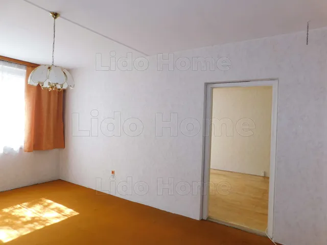 Eladó lakás Várpalota 71 nm