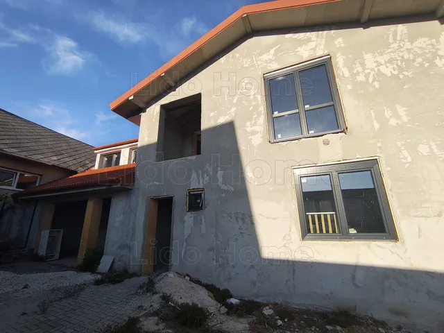 Eladó ház Balatonalmádi 360 nm