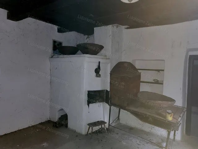 Eladó ház Petrikeresztúr 40 nm