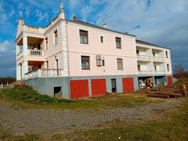 Eladó ház Galambok 1219 nm
