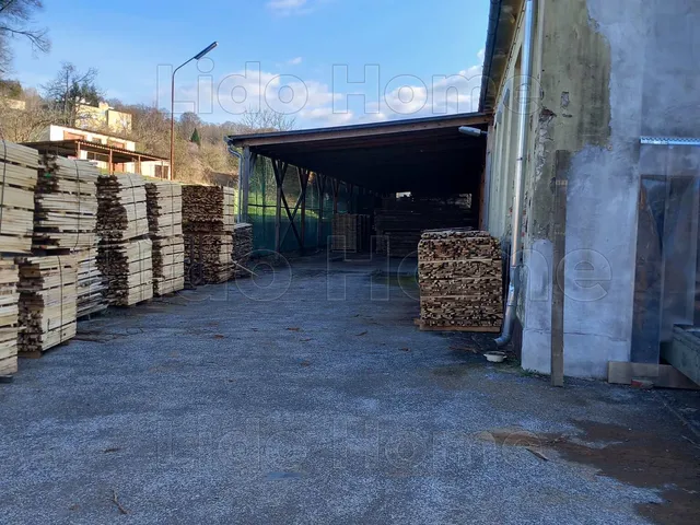 Eladó kereskedelmi és ipari ingatlan Bázakerettye 3890 nm