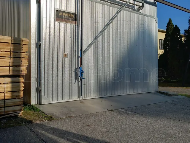 Eladó kereskedelmi és ipari ingatlan Bázakerettye 3890 nm