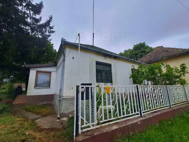Eladó ház Orosztony 150 nm