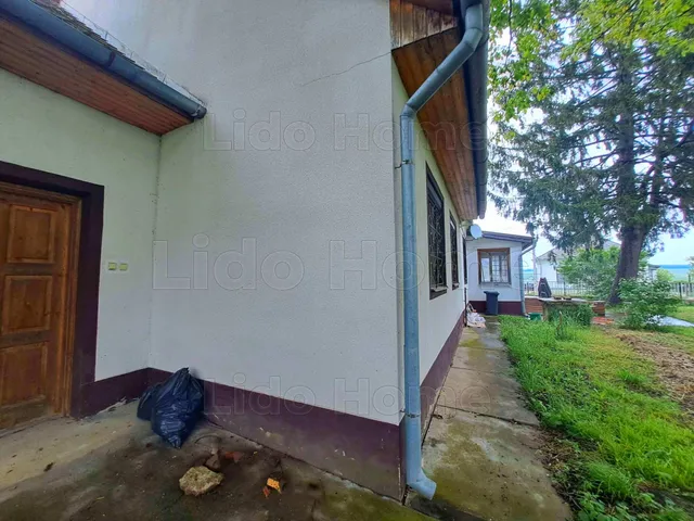 Eladó ház Orosztony 150 nm
