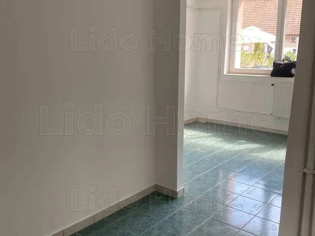 Kiadó kereskedelmi és ipari ingatlan Nagykanizsa, Belváros 62 nm