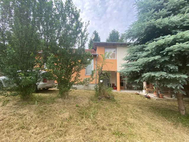 Eladó mezőgazdasági ingatlan Galambok 230 nm