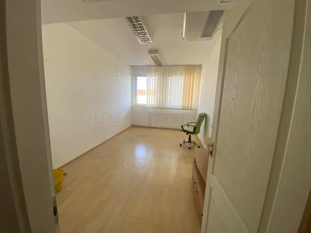 Kiadó kereskedelmi és ipari ingatlan Nagykanizsa, Belváros 40 nm