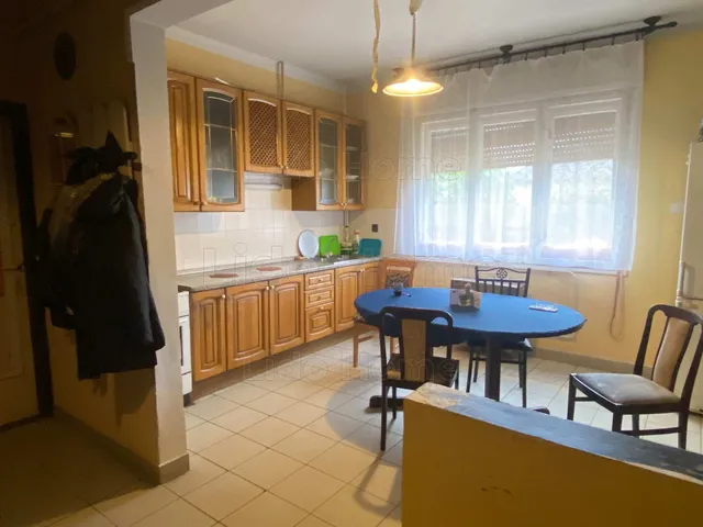 Eladó ház Nagykanizsa, Katonarét 200 nm