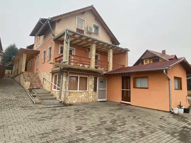 Eladó kereskedelmi és ipari ingatlan Zalakaros 220 nm