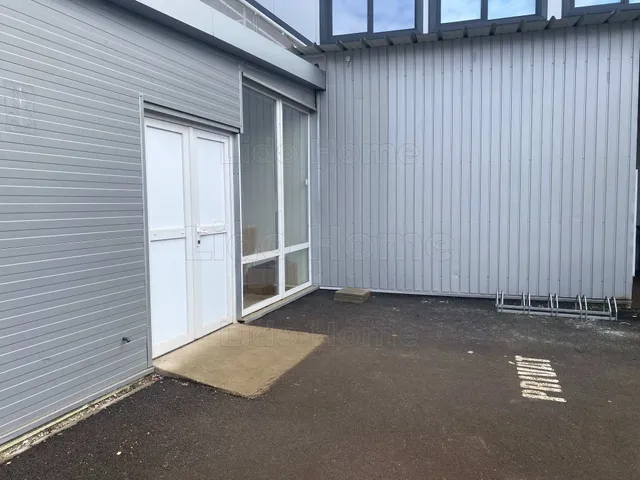 Eladó kereskedelmi és ipari ingatlan Nagykanizsa, Belváros 60 nm