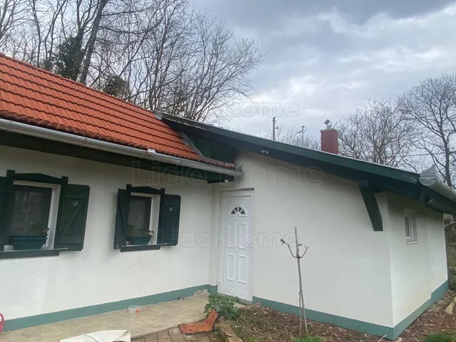Eladó üdülő és hétvégi ház Csapi 48 nm