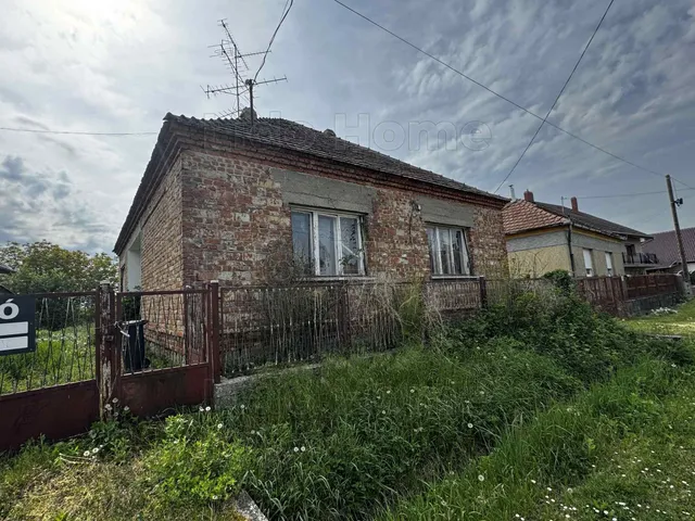 Eladó ház Petrivente 97 nm