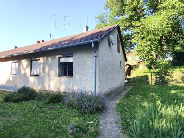 Eladó lakás Bázakerettye 42 nm