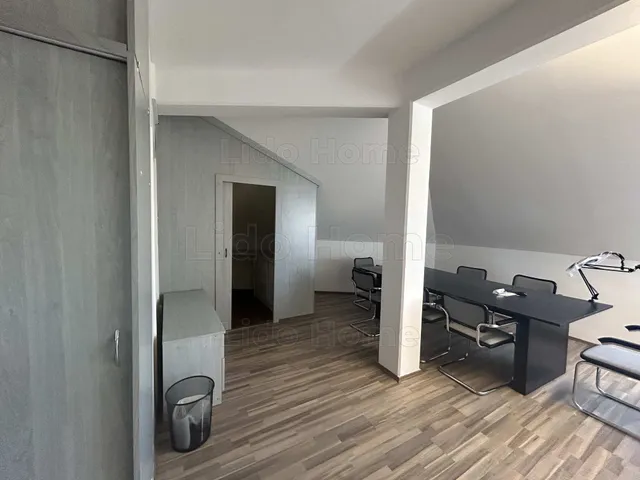Kiadó kereskedelmi és ipari ingatlan Nagykanizsa, Belváros 32 nm