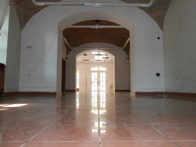 Kiadó kereskedelmi és ipari ingatlan Kaposvár, Belváros, Fő 140 nm