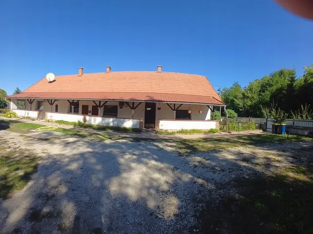 Eladó mezőgazdasági ingatlan Ócsa, Öregfalu 130 nm