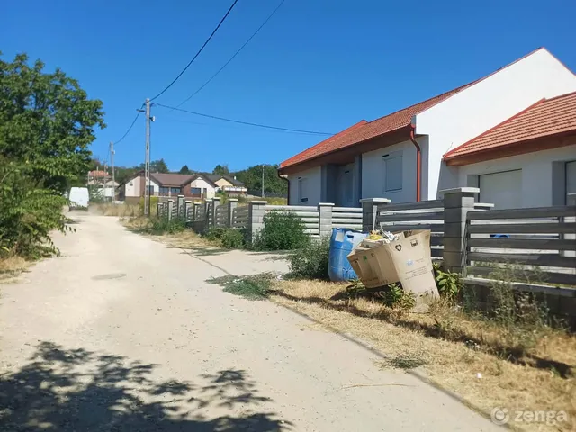 Eladó telek Szada 1011 nm
