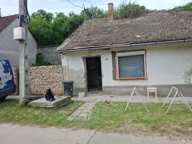 Eladó ház Szekszárd, Felsőváros 38 nm