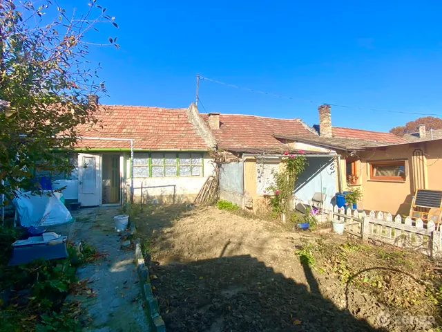 Eladó ház Szekszárd, Újváros 80 nm