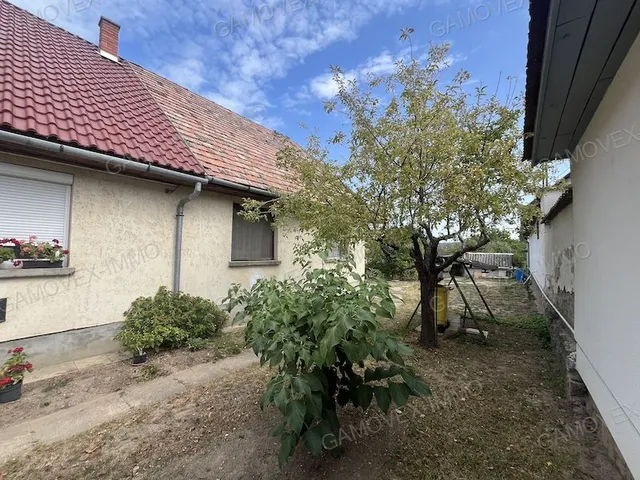 Eladó ház Kőröshegy 134 nm