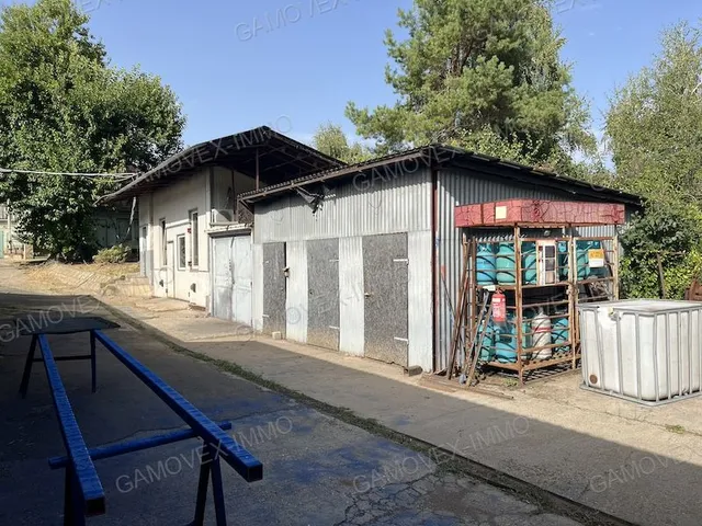 Eladó kereskedelmi és ipari ingatlan Sántos 390 nm