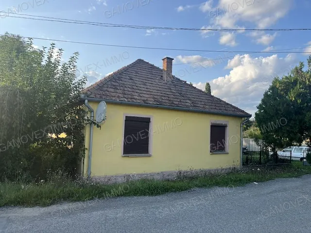 Eladó ház Komló, Mecsekjánosi 85 nm