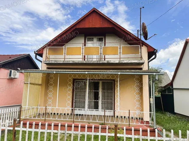 Eladó nyaraló Dombóvár, Gunarasfürdő 49 nm