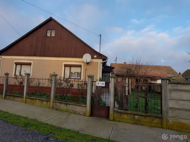 Eladó ház Konyár 100 nm