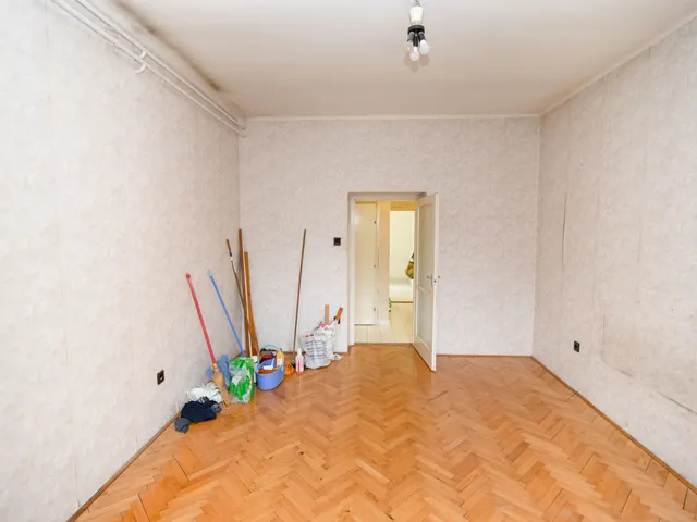 Eladó lakás Ajka, Kandó Kálmán lakótelep 74 nm