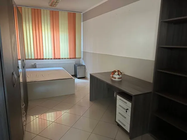 Eladó lakás Kecskemét 132 nm