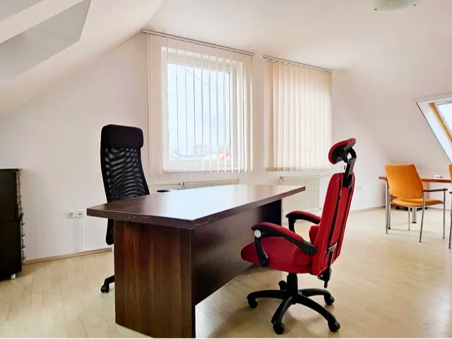 Kiadó ház Kecskemét 220 nm