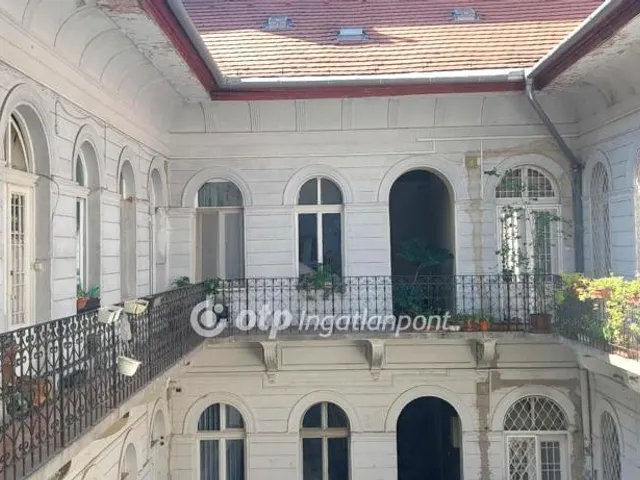 Eladó lakás Budapest V. kerület 45 nm