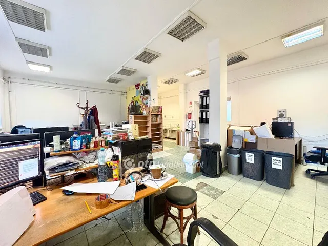 Kiadó kereskedelmi és ipari ingatlan Budapest XXI. kerület 142 nm