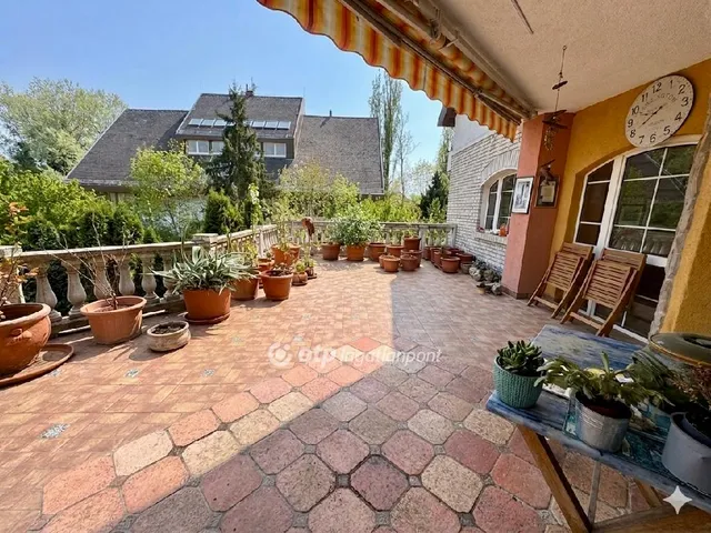 Eladó lakás Budapest III. kerület, Római-part 98 nm