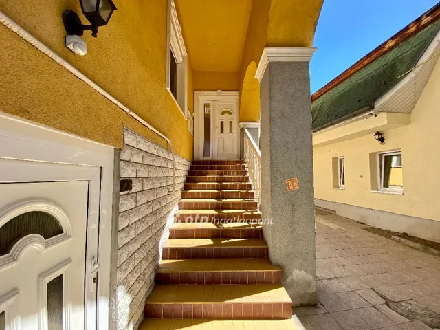 Eladó ház Esztergom 269 nm