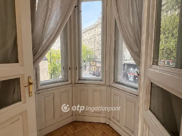 Eladó lakás Budapest VIII. kerület 117 nm