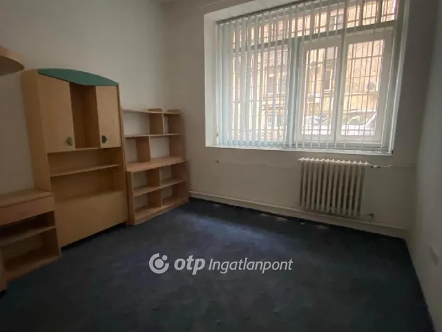 Kiadó kereskedelmi és ipari ingatlan Budapest XI. kerület 206 nm