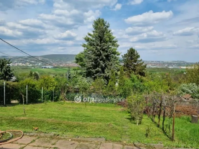 Eladó telek Törökbálint 904 nm