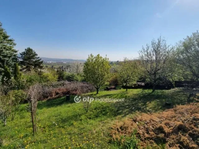 Eladó telek Törökbálint 904 nm