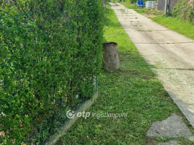 Eladó telek Törökbálint 904 nm